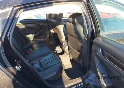 2019 Honda Accord Ex-L z USA, uszkodzony, nr VIN 1HGCV1F58KA119405